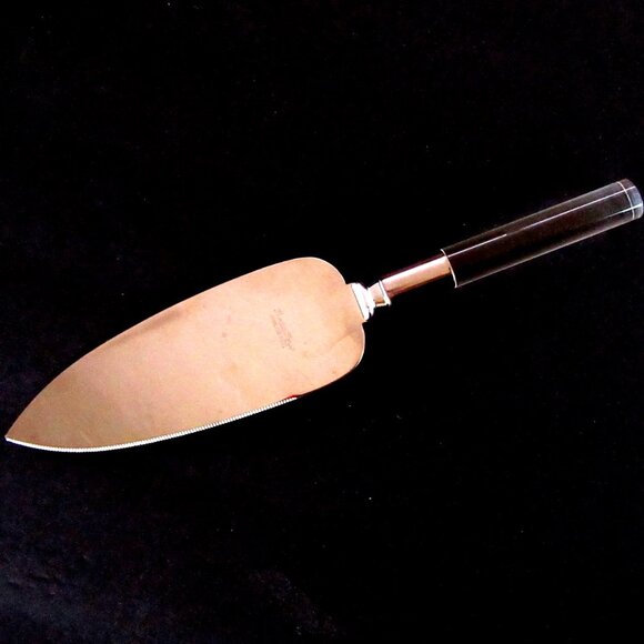 Vintage FRONTIER FORGE clear lucite handle cake knife  pie server  wedding cake - Picture 1 of 7